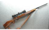 Weatherby ~ Vanguard DLX ~ .300 Wby. - 1 of 9