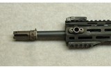 Knights MFG ~ SR-15 ~ 5.56mm - 4 of 9