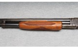Winchester ~ Model 12 ~ 16 Gauge - 6 of 10