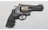 Smith & Wesson ~ 329PD ~ .44 Remington Magnum - 1 of 2