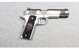 Kimber ~ Custom II (Two-Tone) ~ .45 Auto - 1 of 2