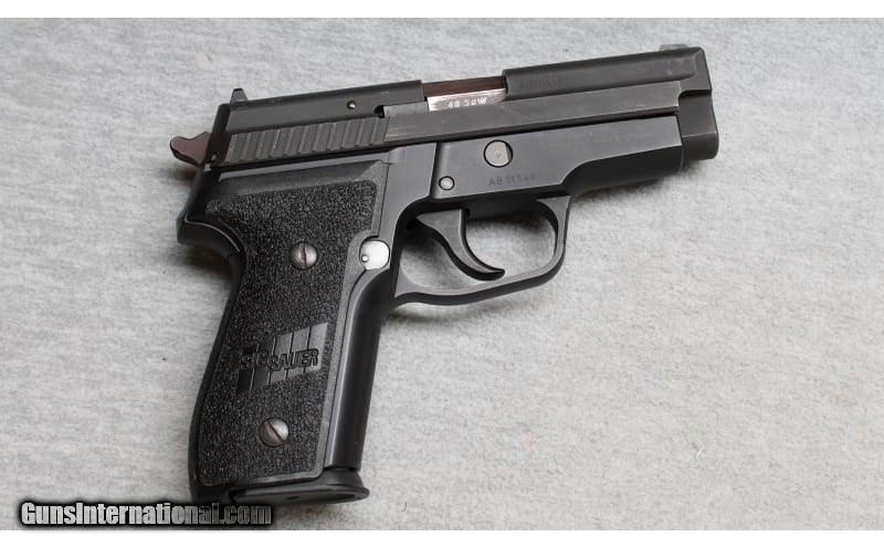Sig Sauer ~ P229 ~ .40 S&W
