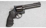 Smith & Wesson ~ 29-3 Silhouette ~ .44 Mag - 1 of 2