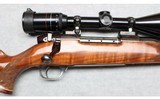 Weatherby ~ Mark V ~ .300 Weatherby Magnum - 3 of 10