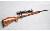 Weatherby ~ Mark V ~ .300 Weatherby Magnum - 1 of 10