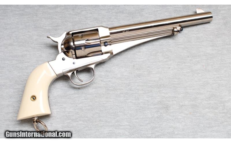 Uberti ~ 1875 Army Outlaw ~ .45 Colt