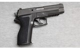 Sig Sauer ~ P226 ~ .40 S&W - 1 of 2