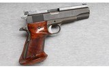 Remington Rand ~ M1911A1 U.S. Army ~ .45 Auto - 1 of 2