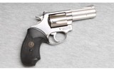 Smith & Wesson ~ 60-4 ~ .38 Special - 1 of 2