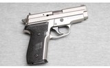 Sig Sauer ~ P229 ~ .40 S&W - 1 of 2