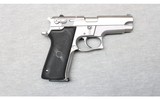 Smith & Wesson ~ 5906 ~ 9MM Luger - 1 of 2