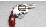 Smith & Wesson ~ Model 629-5 ~ .44 Magnum - 1 of 2