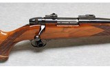 Weatherby ~ Mark V Varmintmaster ~ .224 Weatherby Mag - 3 of 10