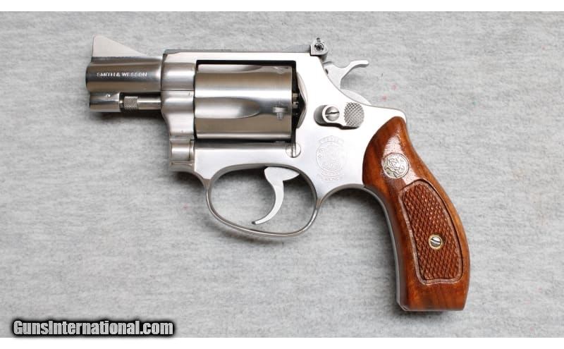 Smith & Wesson ~ Model 60-1 ~ .38 Special