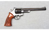 Smith & Wesson ~ Model 29-2 ~ .44 Magnum - 1 of 2