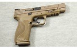 Smith & Wesson ~ M&P9 M2.0 ~ 9mm - 1 of 2