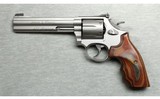 Smith & Wesson ~ 686 Target Champion ~ .357 Mag - 2 of 2