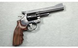 Smith & Wesson ~ Model 19-3 Bill Davis Custom ~ .357 Magnum