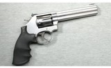 Smith & Wesson
Model 617 6
.22 LR