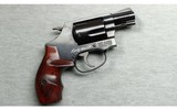 Smith & Wesson
Model 36 9 Lady Smith
.38 Special