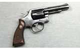 Smith & Wesson
Model 10 6
.38 Special