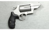 Smith & Wesson ~ Governor ~ .45 Colt / .45 ACP / .410 - 1 of 2