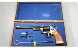 Smith & Wesson ~ Model 27-2 ~ .357 Magnum - 4 of 4