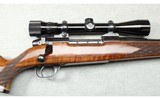 Weatherby ~ Mark V ~ .300 Weatherby Mag - 3 of 9