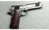 Les Baer ~ Custom 1911 ~ .45 Auto - 1 of 2