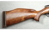 Weatherby ~ Model Mark V ~ .300 Wby. Mag - 2 of 9