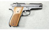 Smith & Wesson ~ 39-2 ~ 9mm Luger - 1 of 2