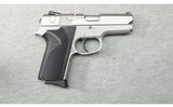 Smith & Wesson ~ 3953 ~ 9mm Luger