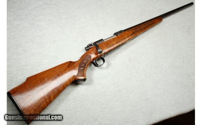 Winchester ~ Model 70 ~ .225 WIN