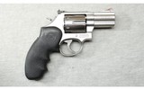 Smith & Wesson ~ 686-6 ~ .357 Mag