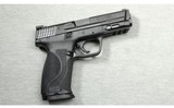 Smith & Wesson ~ M&P40 M2.0 ~ .40 S&W - 1 of 2