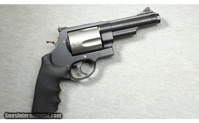 Smith & Wesson ~ Model 500 John Ross ~ .500 S&W Mag