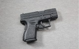 Springfield Armory ~ XD-40 Sub-Compact ~ .40 S&W - 1 of 2