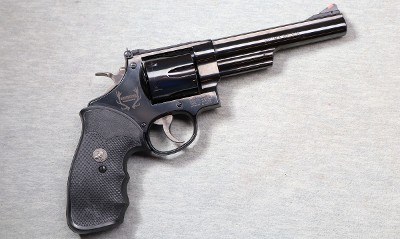 Smith & Wesson ~ Model 57-6 ~ .41 Mag