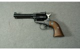 Ruger ~ New Model Single-Six ~ .32 H&R Magnum