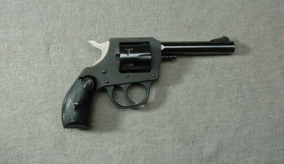 H&R ~ Model 632 ~ .32 S&W
