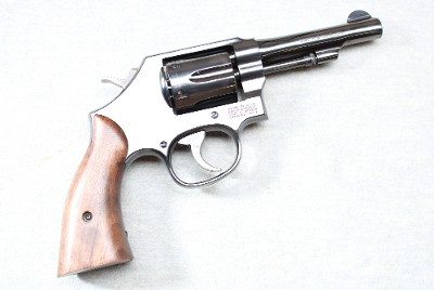 Smith & Wesson ~ Model 10-15 ~ .38 SPL +P