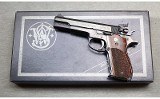 Smith & Wesson ~ Model 52-1 ~ .38 Special - 2 of 2
