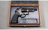 Smith & Wesson ~ Model 29-2 ~ .44 Mag - 3 of 3