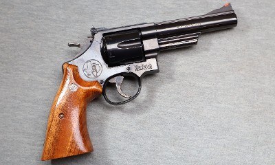 Smith & Wesson ~ 544 Texas Wagon Train ~ .44/40