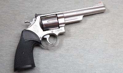 Smith & Wesson ~ Model 629-1 ~ .44 Mag