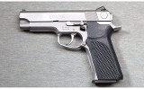 Smith & Wesson ~ Model 1076 ~ 10mm Auto - 2 of 2