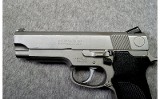Smith & Wesson ~ Model 1076 ~ 10mm Auto - 6 of 6