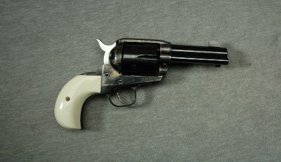 Ruger ~ Vaquero Birdseye ~ .45 Colt