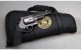 Smith & Wesson ~ Model 500 John Ross ~ .500 S&W Mag - 3 of 3