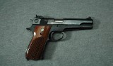 Smith & Wesson ~ 52-2 ~ .38 Special